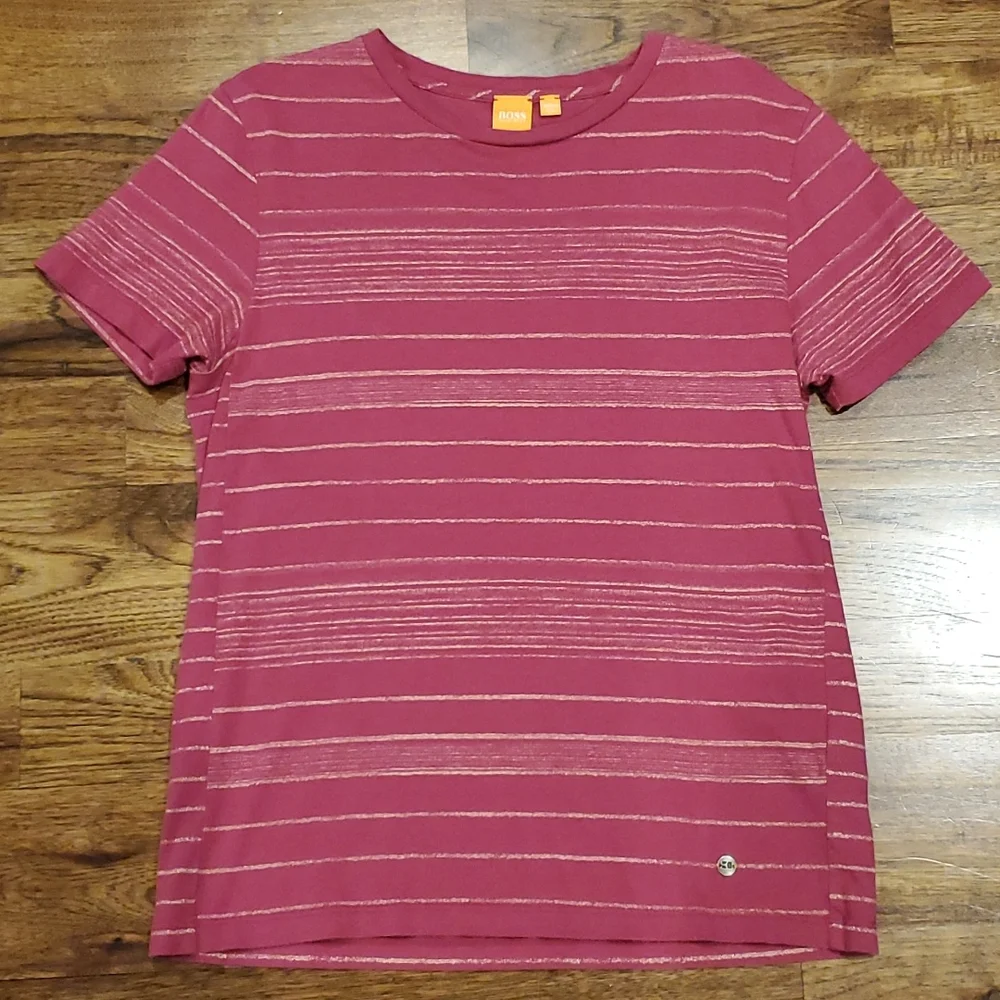 Mens Hugo Boss burgundy & gold short sleeve shirt size M